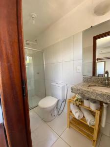 Et badeværelse på Pousada Sol & Mar