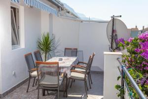 Balkón alebo terasa v ubytovaní Apartman Prlić 3