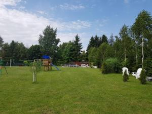 Ogród w obiekcie Domki Morskie Opowieści
