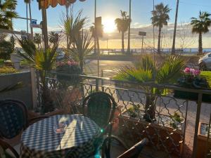 A balcony or terrace at Hotel Moresco