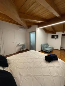 A bed or beds in a room at B&B DA NONNA ANACLE