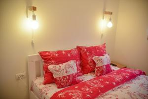 Ένα ή περισσότερα κρεβάτια σε δωμάτιο στο Apartman Svitac