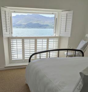 Gallery image of 'A room with seaview' on Carlingford Lough in Warrenpoint