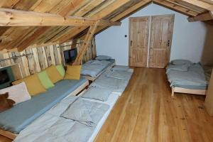 Fotografija v galeriji nastanitve CHALET BORŮVKA - biofarma na samotě v lesích v mestu Pavlov