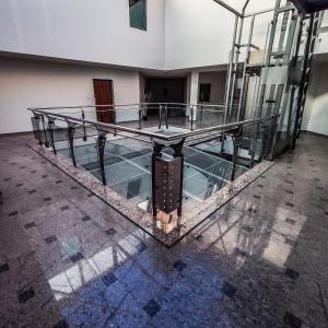 A piscina em ou perto de Lofty