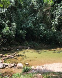 Zdjęcie z galerii obiektu Sítio Bagatelle com cachoeira e piscina! w mieście Angra dos Reis