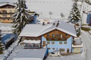 Zdjęcie z galerii obiektu Appartement Haus Burgblick w mieście Wagrain