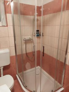Koupelna v ubytování Mediterrán Vendégház