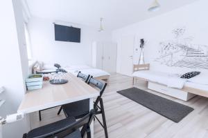 Posteľ alebo postele v izbe v ubytovaní The Dots Hostel