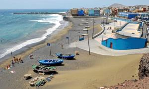 Gallery image of Apartment & Beach breakfast free in Playa del Burrero