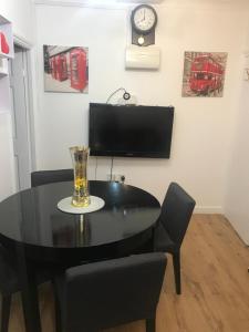 LONDON HOME -Elephant & Castle