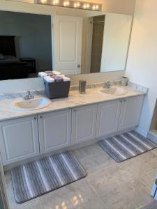 Η κουζίνα ή μικρή κουζίνα στο Close Property