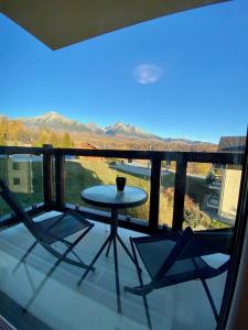 Ban công/sân hiên tại Apartment Romana High Tatras-Fantastic views-Washer