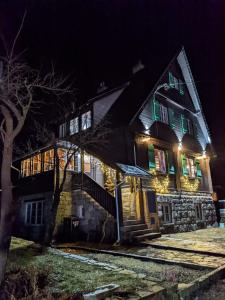 Budova, v ktorej sa dovolenkový dom nachádza