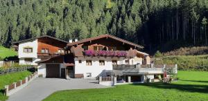 Fotografia z galérie ubytovania Landhaus Volderau v Neustift im Stubaital