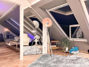 Galeriebild der Unterkunft Dragon’s Nest: Cozy & modern attic loft Nuremberg in Schwaig bei Nürnberg