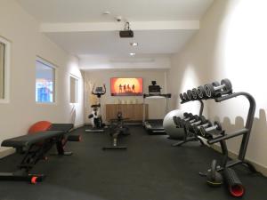 
The fitness center and/or fitness facilities at Hotel Omnium
