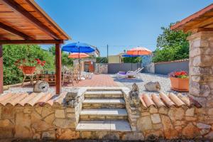 Fotografie z fotogalerie ubytování Apartment with pool Visnjan v destinaci Višnjan