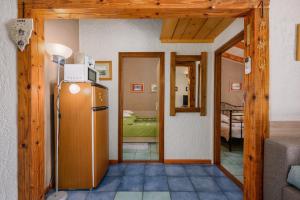 Postel nebo postele na pokoji v ubytování Apartment with pool Visnjan