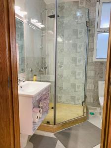 Ett badrum på Centre kenitra appartement
