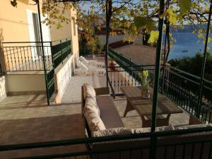Balkón alebo terasa v ubytovaní House Karlo Apartments