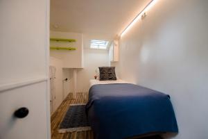 Krevet ili kreveti u jedinici u objektu Houseboat Jana - with sauna and terrace
