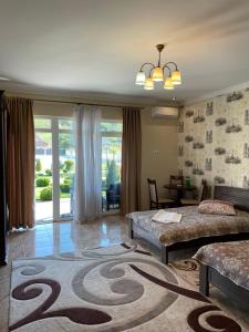 Postel nebo postele na pokoji v ubytování Hotel Ashad + 37 fotografií