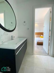 Φωτογραφία από το άλμπουμ του Le Safran - apt renove, spacieux et central a Marsa στην Καρχηδόνα