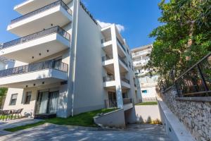 Budova, v ktorej sa apartmán nachádza