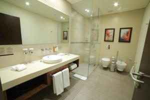 Bagno di Staybridge Suites Beirut by IHG