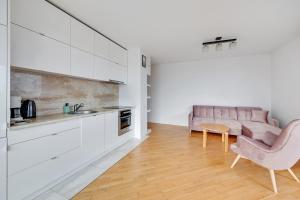 Kuchyňa alebo kuchynka v ubytovaní Comfort Apartments Horyzonty