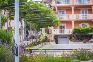 Zahrada ubytování Holiday apartment in Lopar with balcony, air conditioning, WiFi, washing machine 4886-3
