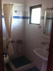 A bathroom at Amalia Hotel Még 37 kép