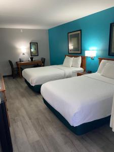 Postel nebo postele na pokoji v ubytování La Quinta Inn by Wyndham Tyler