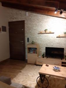 A television and/or entertainment centre at The view attic
