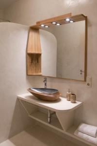 A bathroom at New Villa Komos in Pitsidia,Matala,Crete
