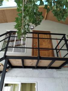 Balkón nebo terasa v ubytování Calfu