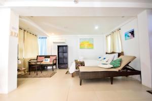Gallery image of Niu Ohana East Bay Apartments in Boracay