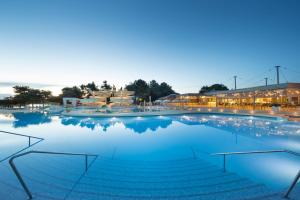 Bazén v ubytování Maistra Select Villas Rubin Resort nebo v jeho okolí