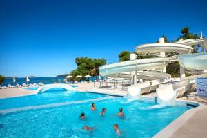 Bazén v ubytování Maistra Select Villas Rubin Resort nebo v jeho okolí
