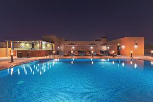 Bazen u ili blizu objekta TIME Asma Hotel