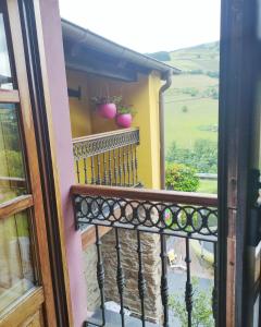 A balcony or terrace at La Cabana´l Cachican
