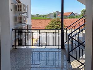 Balkón nebo terasa v ubytování Hotel Trikatu Kendal near Taman Kota Weleri Mitra RedDoorz + 12 fotografií