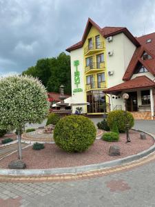 Zdjęcie z galerii obiektu Hotel Restaurant Vizit w mieście Truskawiec