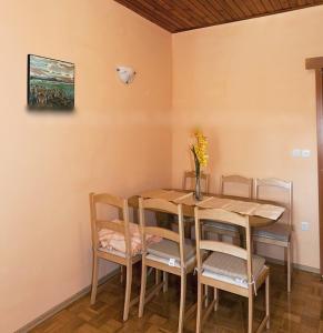 Fotografie z fotogalerie ubytování Apartment in Tucepi with sea view, balcony, air conditioning, WiFi 3674-1 v Tučepi