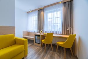 Posezení v ubytování Wellness Hotel IRIS + 37 fotografií