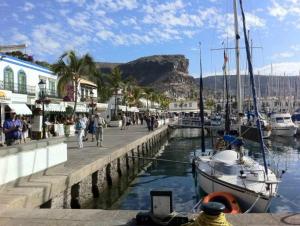 에 위치한 Precioso Yate en el centro del Puerto de Mogan에서 갤러리에 업로드한 사진