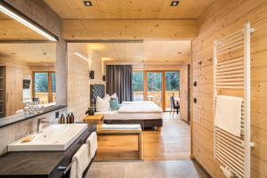Postel nebo postele na pokoji v ubytování Chalet Stuibenfall Niederthai