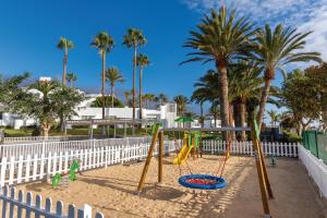 Hotel Riu Paraiso Lanzarote - All Inclusive, Puerto del Carmen, Spain -  Booking.com