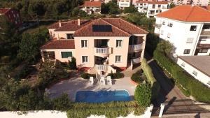 Bazén v ubytovaní Apartment in Zadar with balcony, air conditioning, WiFi 858-1 alebo v jeho blízkosti